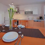 Carica Appartement Mimice