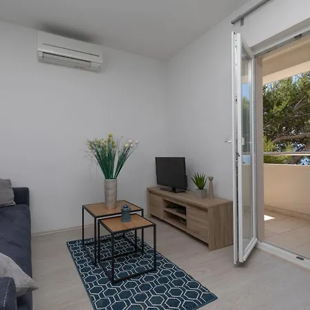 Carica Apartman Mimice