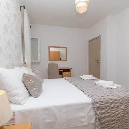 Apartman Apartments Villa Carica B&B *