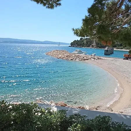 Apartman Carica *