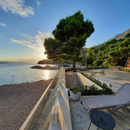 Apartments Villa Carica B&B