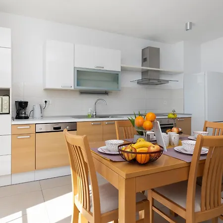 Apartments Villa Carica B&B * Mimice
