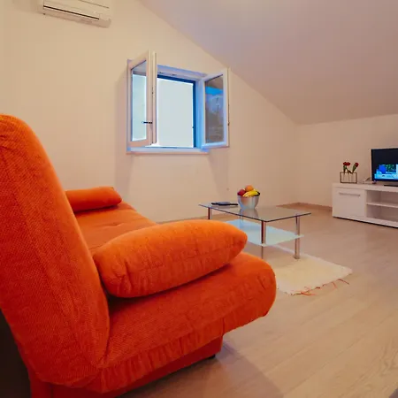 Apartments Villa Carica B&B *