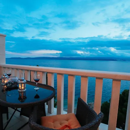 Apartman Apartments Villa Carica B&B