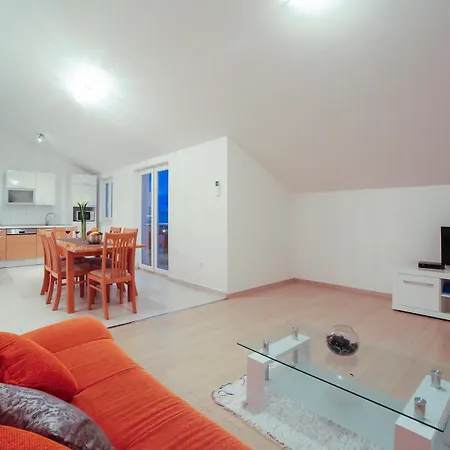 Apartments Villa Carica B&B * Mimice