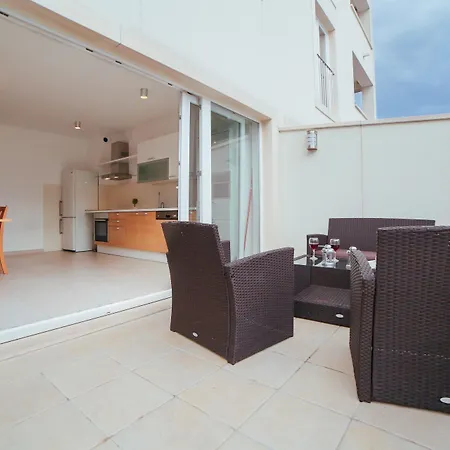 Apartman Apartments Villa Carica B&B *